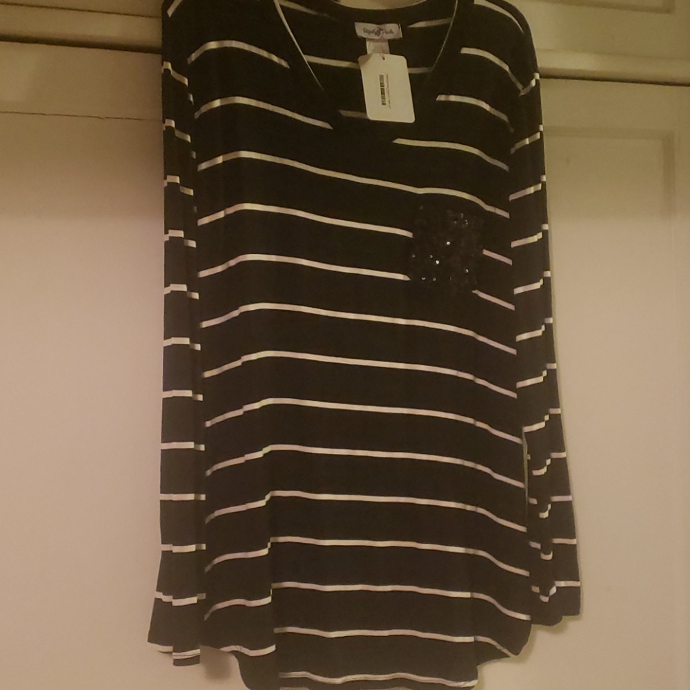 Striped sequin pocket